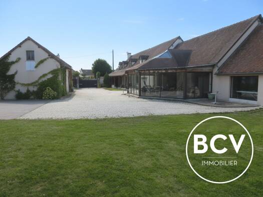 Maison à vendre 399 000 € 10 pièces 7 chambres 286 m² 2 705 m² de terrain Dammarie 28360