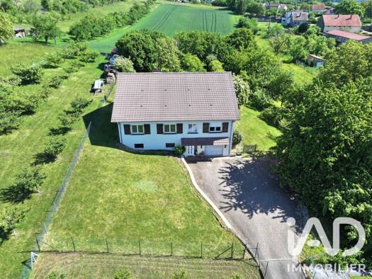 Maison de plain-pied à vendre 242 000 € 5 pièces 4 chambres 149 m² 2 162 m² de terrain Altrippe 57660