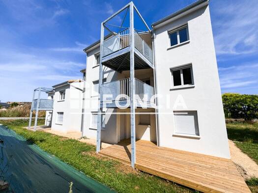 Appartement à vendre 242 400 € 4 pièces 3 chambres 80 m² Étage 1/3 Niort 79000