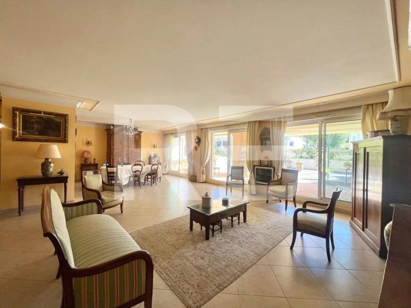 Maison à vendre, 170m², NIMES