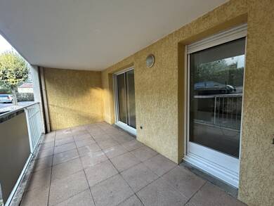 Appartement à vendre 135 000 € 1 pièce 3 chambres 29,2 m² RDC Gardanne 13120