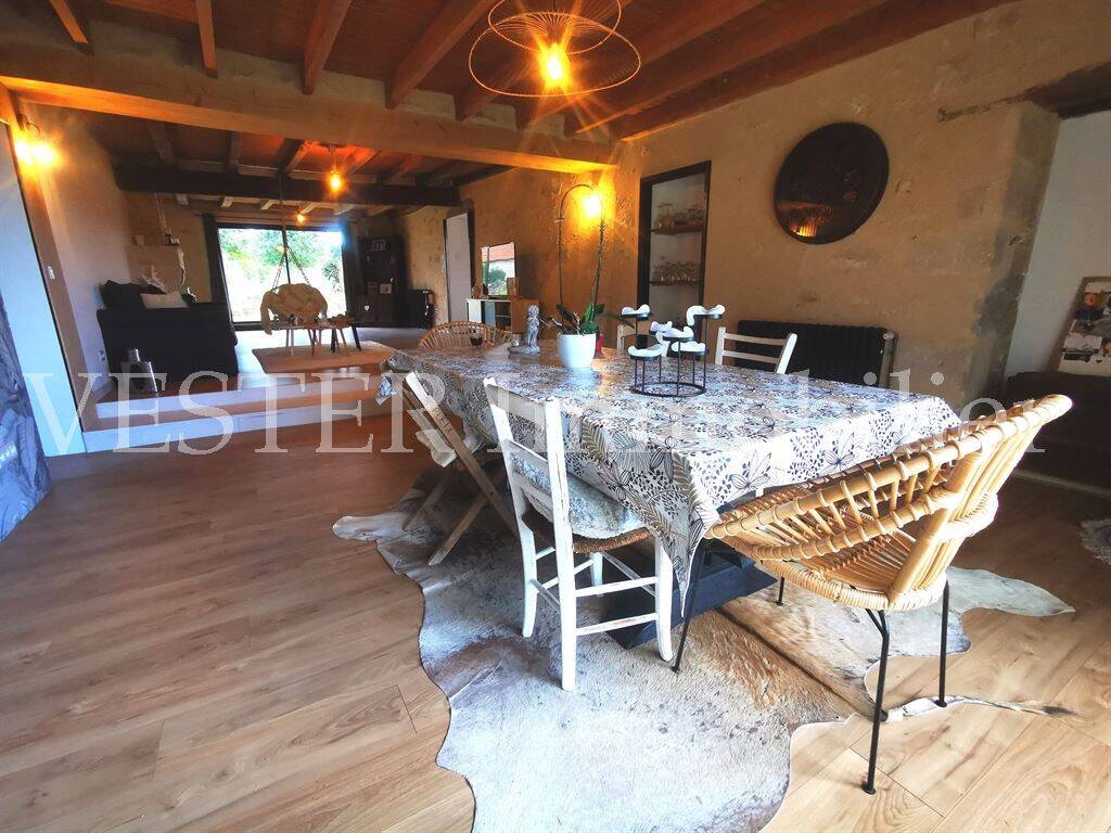 Maison à vendre, 250m², MONTCARET