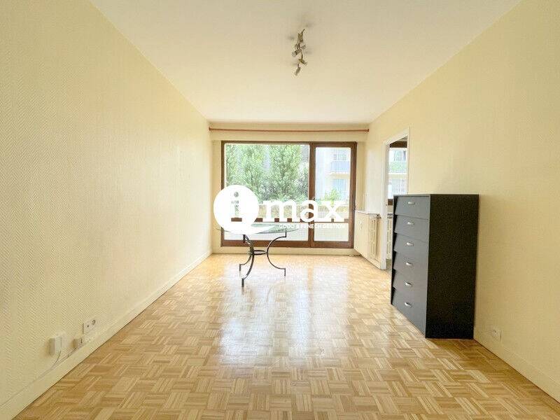 Maison à louer, 35m², COURBEVOIE