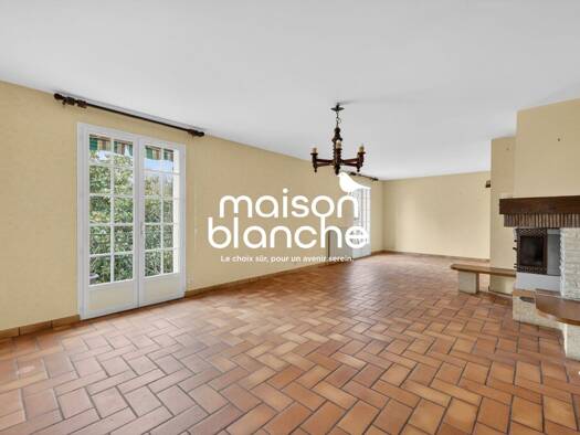 Appartement à vendre 65 000 € 2 pièces 1 chambre 37,8 m² RDC Carre le Verdet Libourne 33500