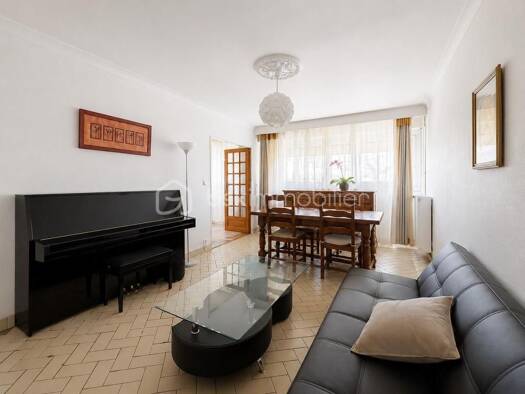 Appartement à vendre 170 000 € 5 pièces 3 chambres 100 m² RDC/4 Bernardière-Bellevue-Harlière Saint-Herblain 44800