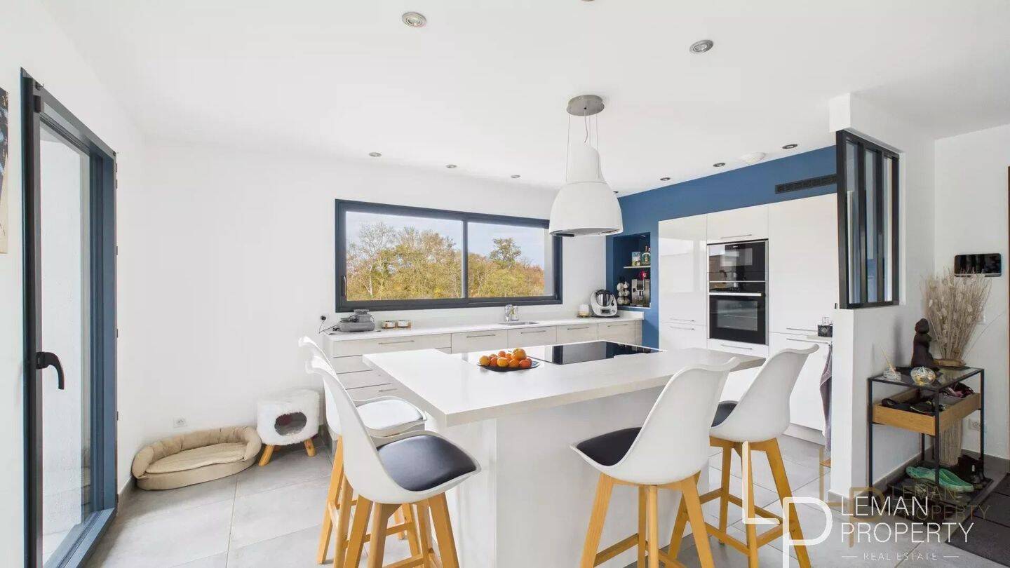 Maison à vendre, 220m², VEIGY FONCENEX