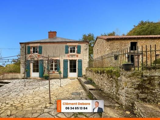 Maison à vendre 116 000 € 8 pièces 4 chambres 120 m² 3 638 m² de terrain Saint-Loup-Lamairé 79600