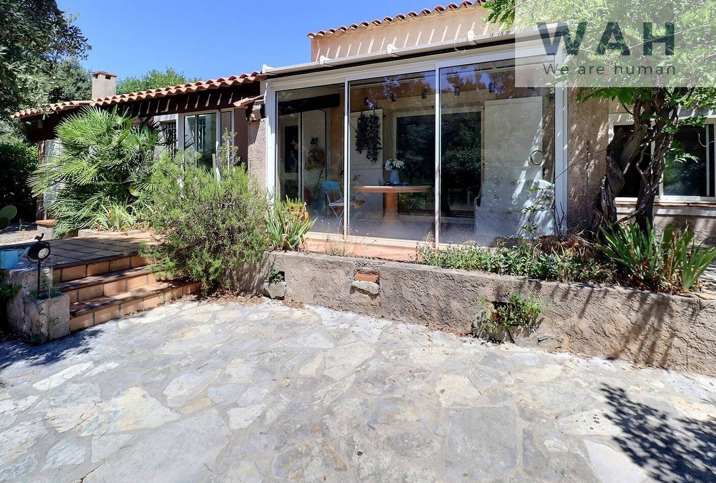 Maison à vendre, 142m², SAINT MATHIEU DE TREVIERS