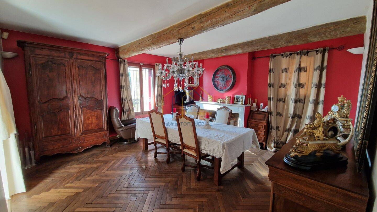 Maison à vendre, 244m², LA BOISSIERE