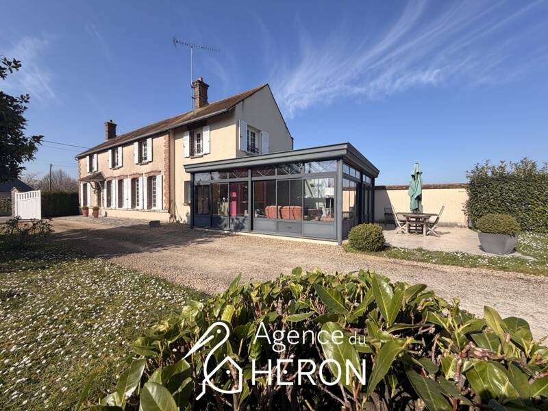 Maison à vendre, 191m², SOUPPES SUR LOING