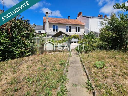 Maison à vendre 265 000 € 6 pièces 5 chambres 125 m² 562 m² de terrain Pentagone La Roche-sur-Yon 85000