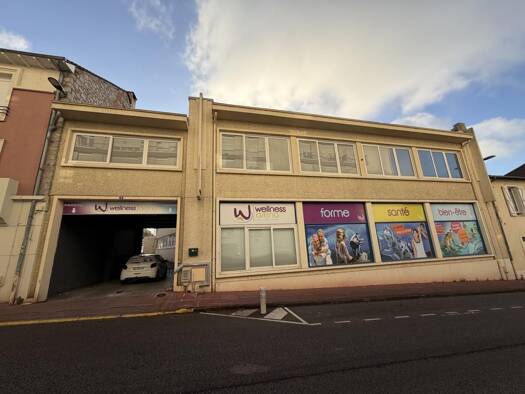 Local d'activités à vendre 695 500 € 918 m² d'espace de stockage Bénédictins-Montplaisir Limoges 87000