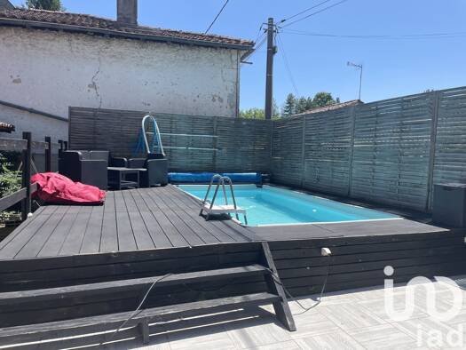 Maison à vendre 194 000 € 7 pièces 4 chambres 190 m² 329 m² de terrain Archiac 17520