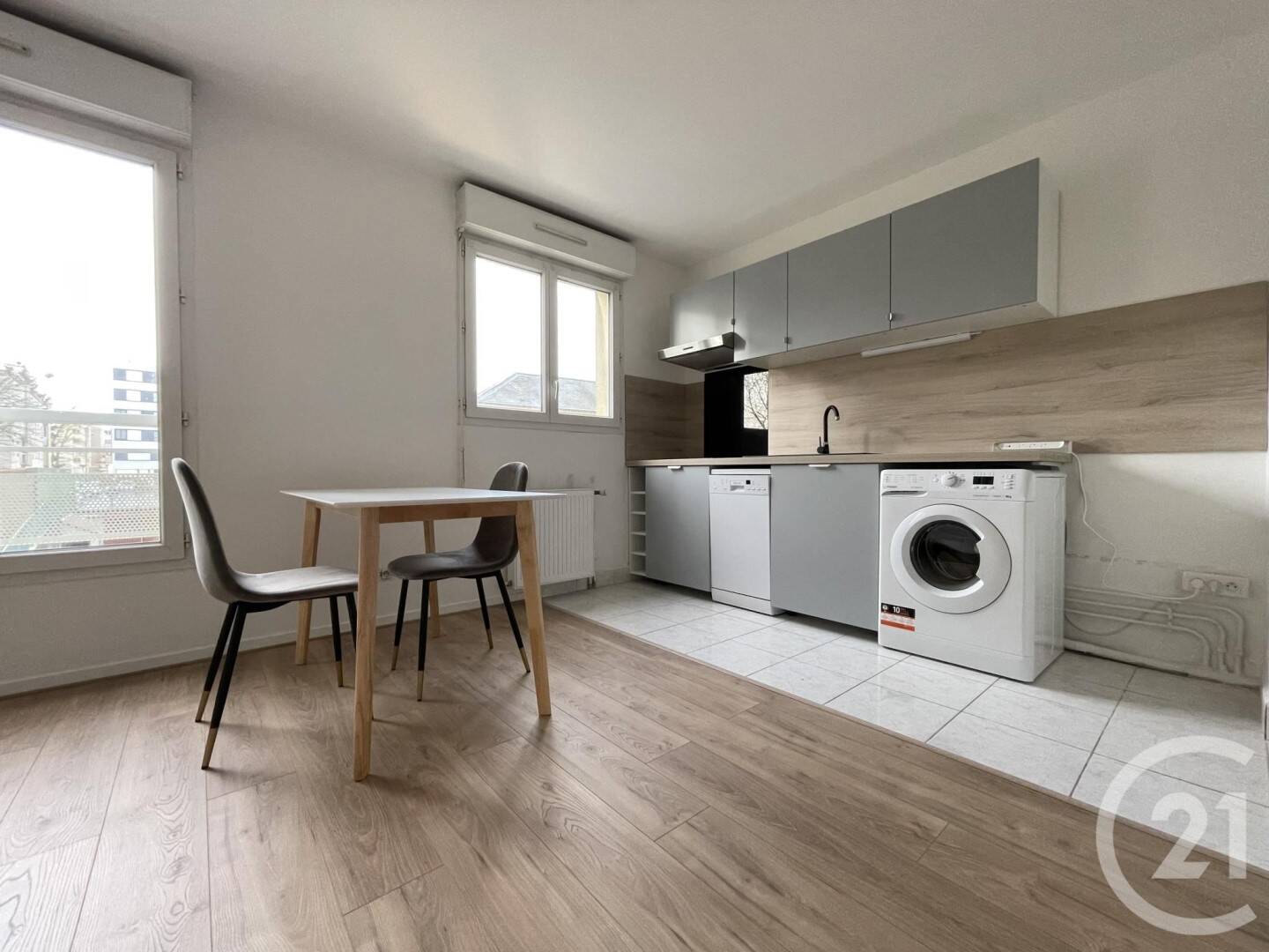 Maison à louer, 44m², COURCOURONNES