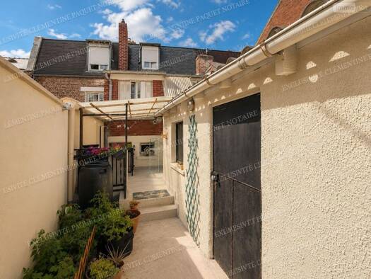 Maison à vendre 109 900 € 7 pièces 3 chambres 72 m² 10 m² de terrain Sud Ouest Chauny 02300