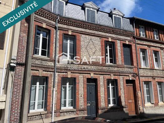 Maison de ville à vendre 179 000 € 6 pièces 4 chambres 107 m² 82 m² de terrain Fécamp 76400