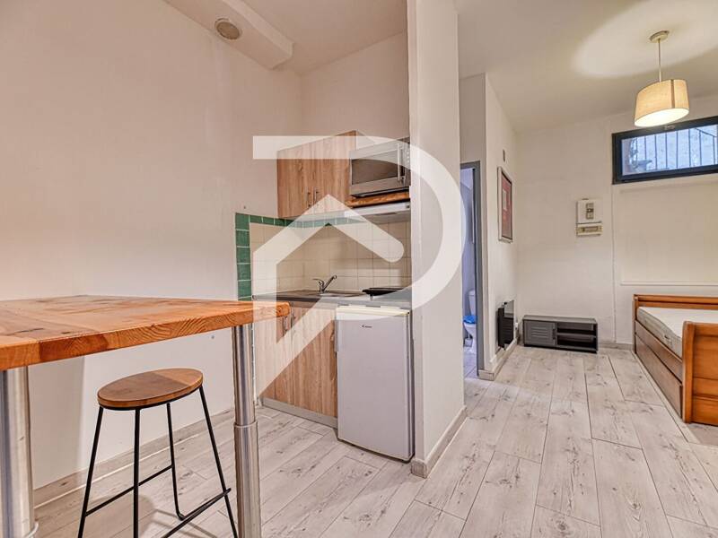 Maison à louer, 22m², NIMES