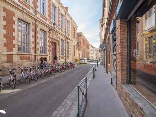 Local commercial à louer 2 472 € 150 m² de surface de vente Toulouse 31000