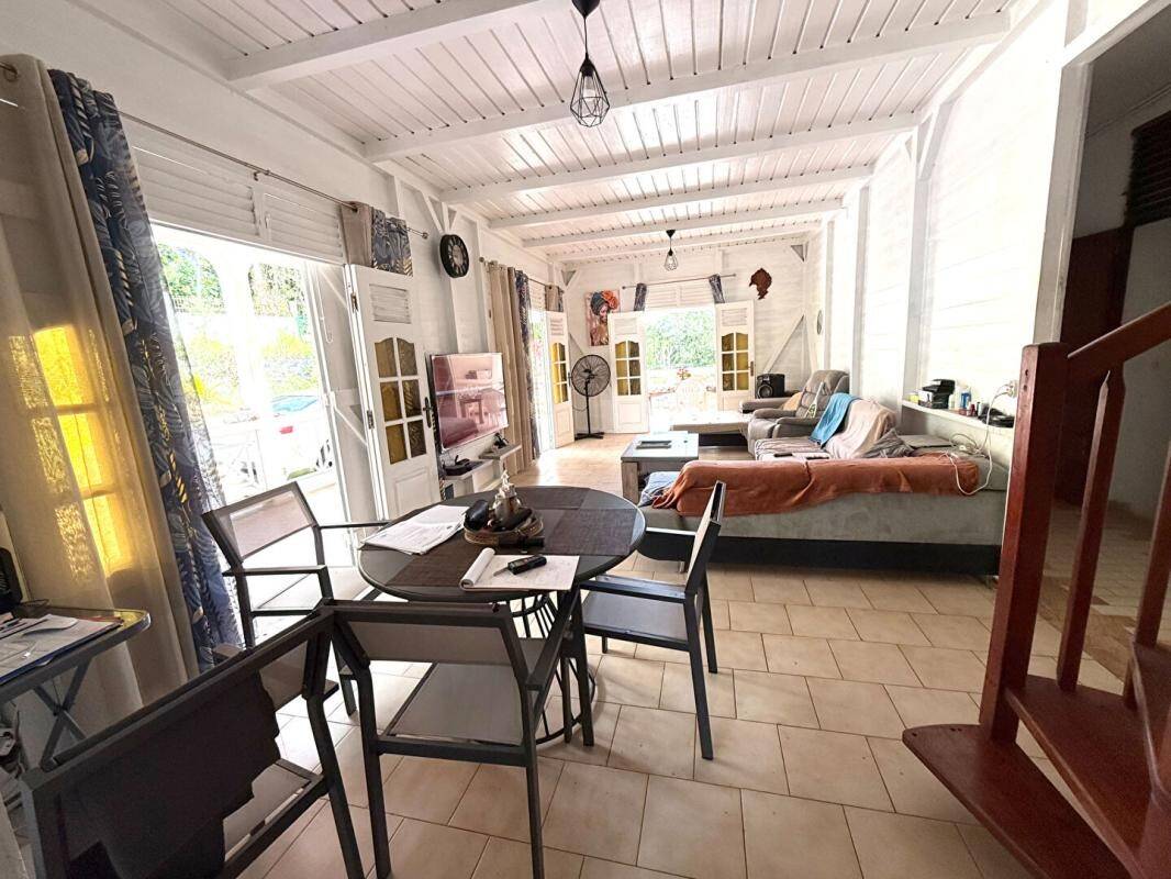 Maison à vendre, 170m², PETIT BOURG