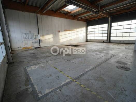 Local d'activités à vendre 409 340 € 422 m² d'espace de stockage Marsannay-la-Côte 21160