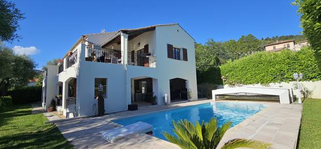 Maison à vendre 849 000 € 6 pièces 5 chambres 178 m² 1 000 m² de terrain Levens 06670