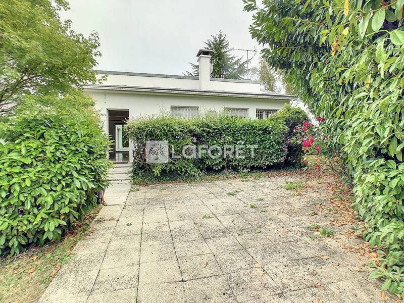 Maison à louer, 202m², LONGVILLIERS