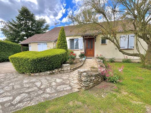 Maison de plain-pied à vendre 214 950 € 4 pièces 3 chambres 95,5 m² 837 m² de terrain Reignac-sur-Indre 37310