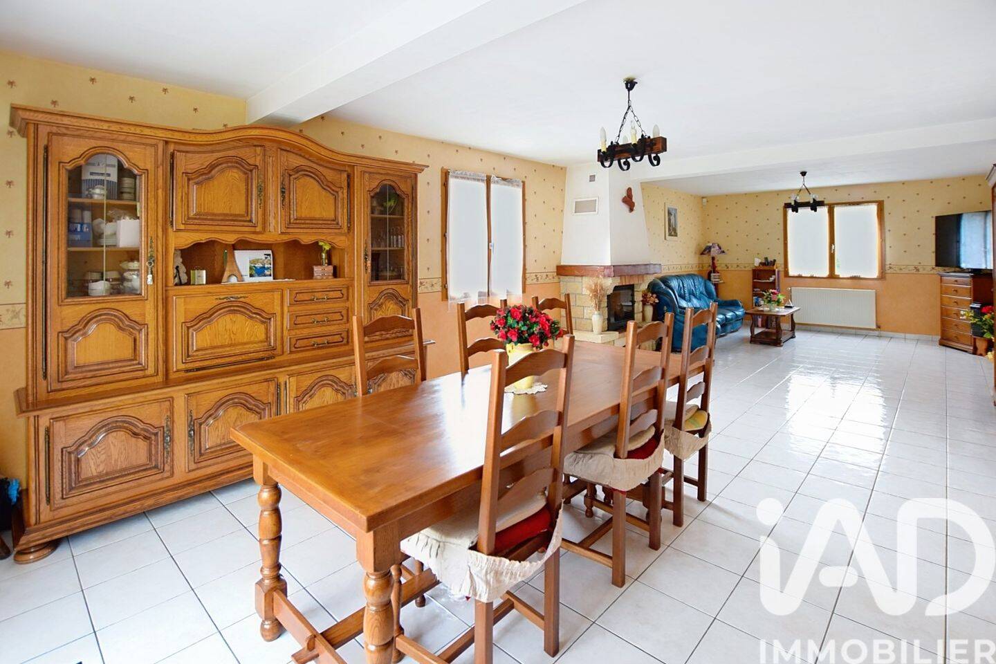 Maison à vendre, 175m², CRECY LA CHAPELLE