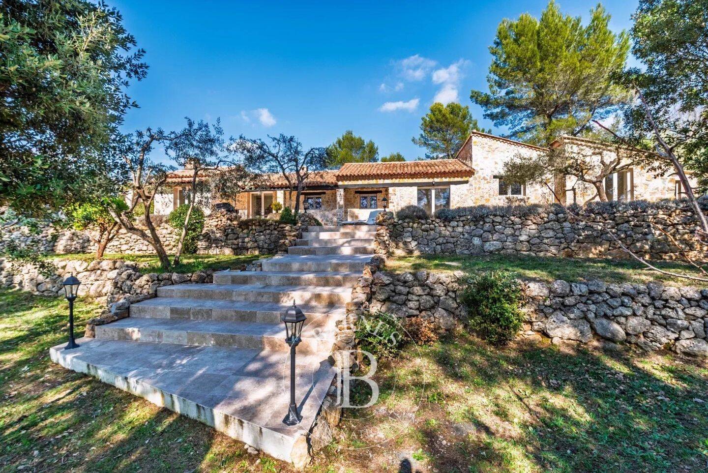 Maison à vendre, 150m², BAGNOLS EN FORET