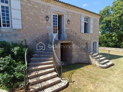 Demeure à vendre 699 000 € 11 pièces 5 chambres 367 m² 6 980 m² de terrain Saint-Clar 32380