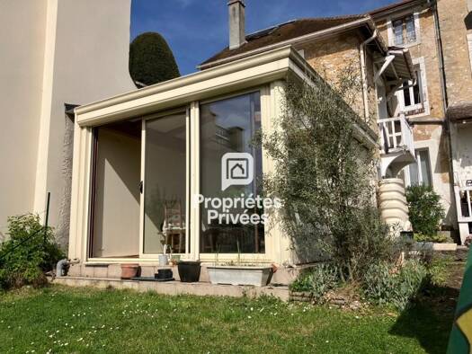Maison à vendre 197 000 € 3 pièces 2 chambres 53 m² 120 m² de terrain Septeuil 78790