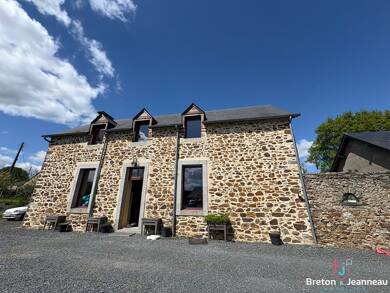 Maison à vendre 294 400 € 6 pièces 4 chambres 147 m² 4 293 m² de terrain Le Bourgneuf la Foret 53410