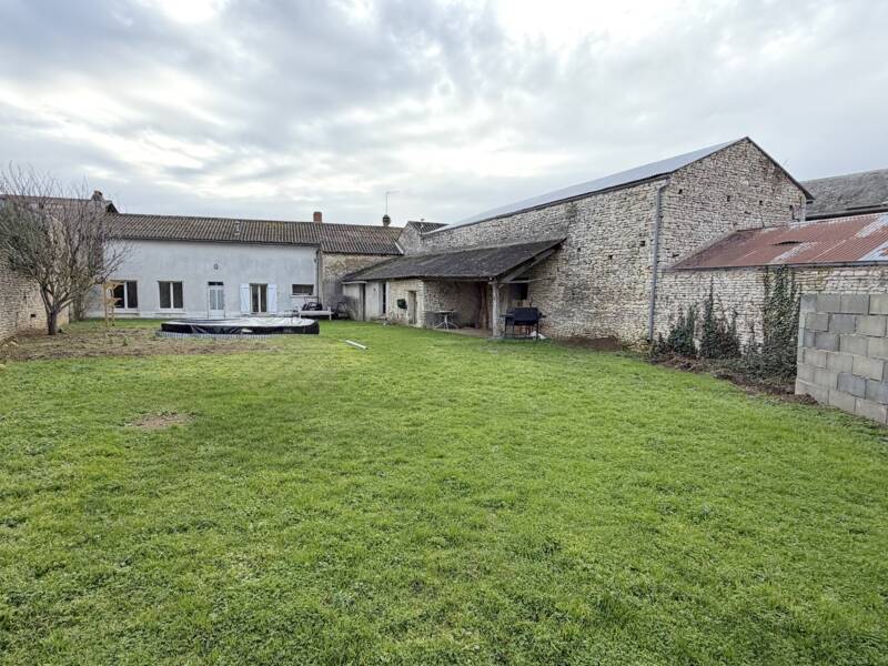 Maison à vendre, 150m², SAINT JEAN DE SAUVES