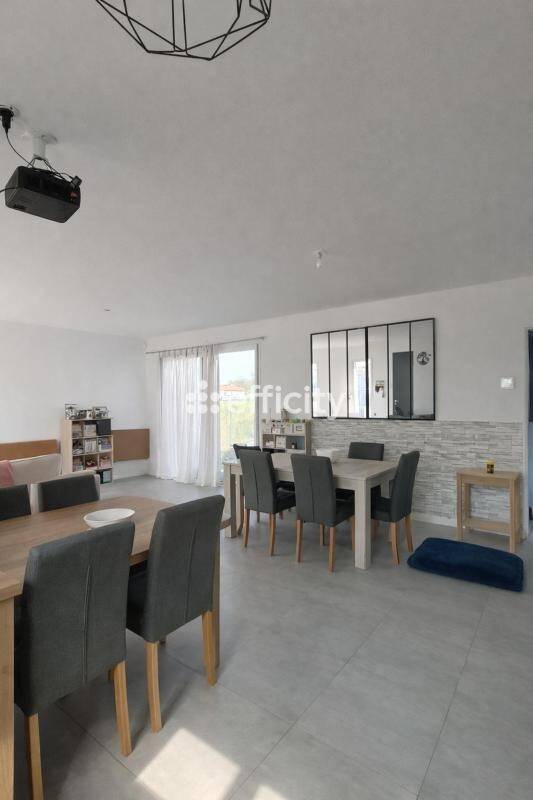 Maison à vendre, 113m², SAINT JULIEN L'ARS