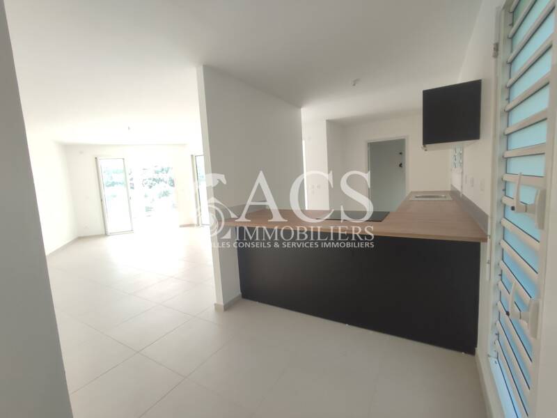 Maison à louer, 89m², LES TROIS ILETS