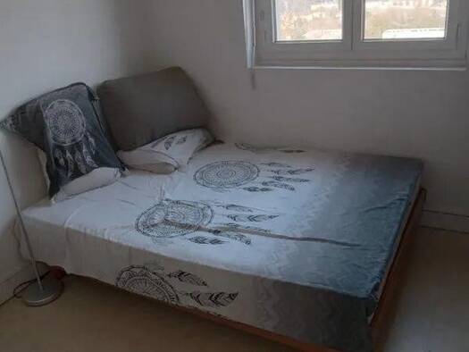 Appartement à louer - logement étudiant 400 € 1 pièce 10 m² 5ème étage Rosny-sous-Bois 93130