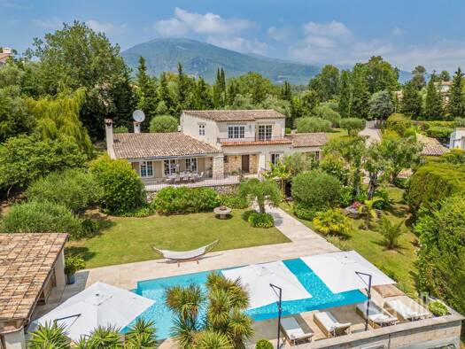 Villa à vendre 2 390 000 € 5 chambres 220 m² 2 925 m² de terrain Ecarts Sud Valbonne 06560