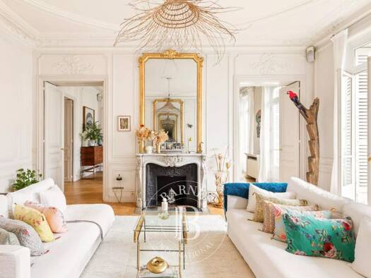 Appartement à vendre 2 400 000 € 5 pièces 4 chambres 181,6 m² Étage 2/4 Saint Vincent de Paul-Lariboisière Paris 10ème arrondissement 75010