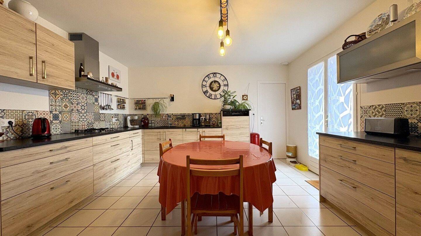 Maison à vendre, 210m², IS SUR TILLE