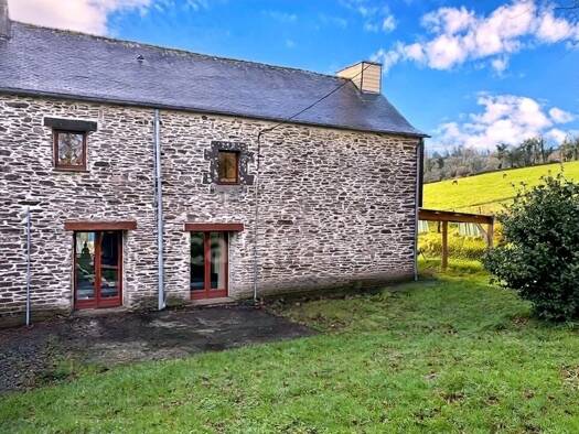 Maison à vendre 229 000 € 5 pièces 3 chambres 110 m² 2 500 m² de terrain Lopérec 29590