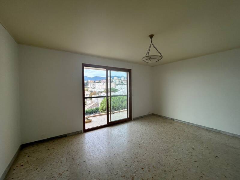 Maison à louer, 81m², BASTIA