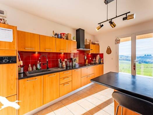 Maison à vendre 347 200 € 6 pièces 3 chambres 153 m² 4 995 m² de terrain Lussan-Adeilhac 31430