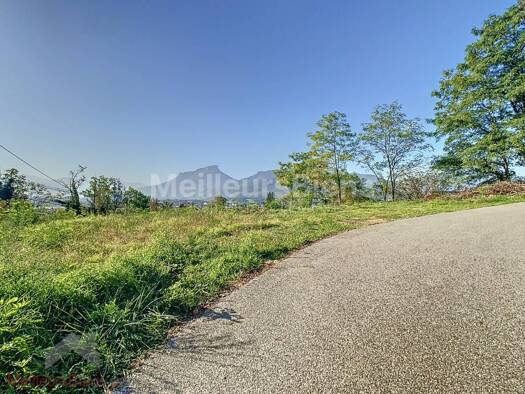 Terrain constructible à vendre 275 000 € 500 m² de terrain Nord Saint-Alban-Leysse 73230