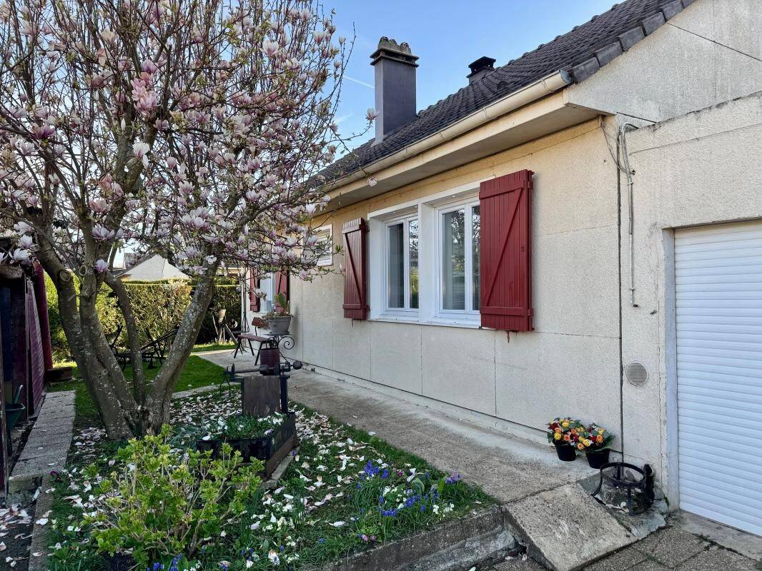 Maison à vendre, 101m², ROISSY EN BRIE