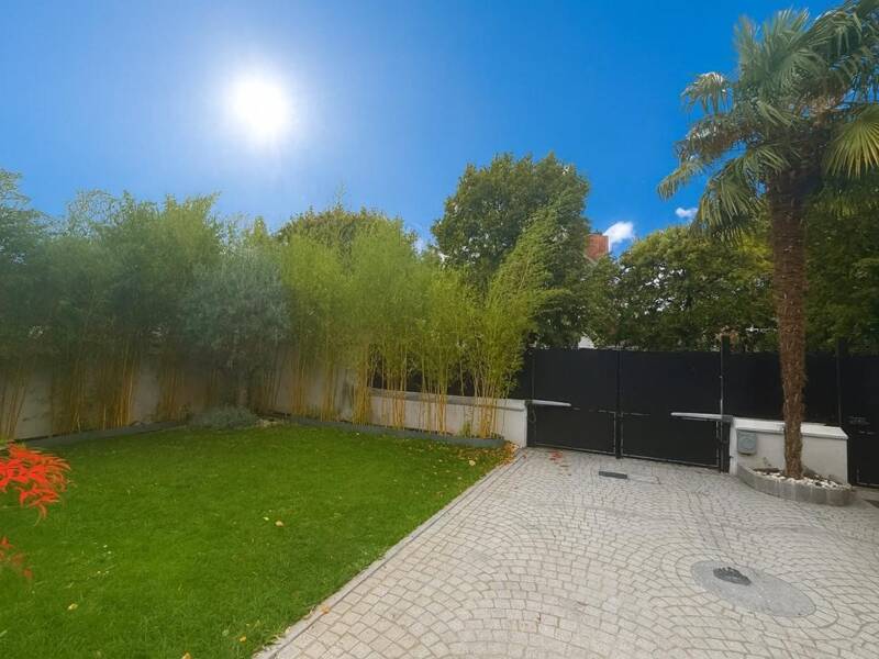 Maison à vendre, 200m², LA VARENNE SAINT HILAIRE