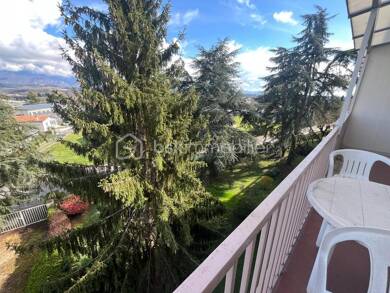 Appartement à vendre 90 000 € 4 pièces 2 chambres 70,8 m² Dernier étage, Étage 4/4 Est-Chateaufleury Romans-sur-Isère 26100