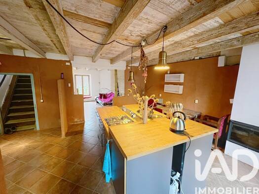 Maison à vendre 165 000 € 5 pièces 3 chambres 133 m² 535 m² de terrain Saint-Arcons-de-Barges 43420