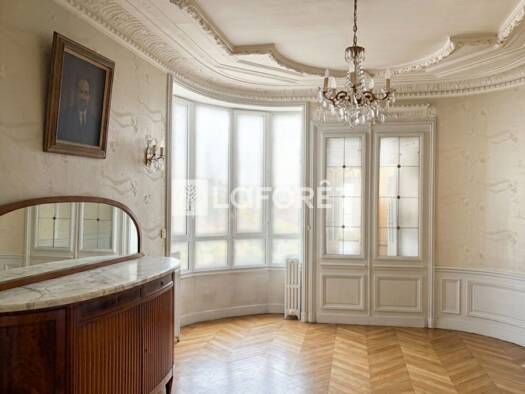 Appartement à vendre 1 240 000 € 4 pièces 3 chambres 120 m² Étage 2/7 Trudaine-Maubeuge Paris 9ème arrondissement 75009
