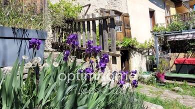 Maison à vendre 247 000 € 8 pièces 6 chambres 250 m² Crots 05200