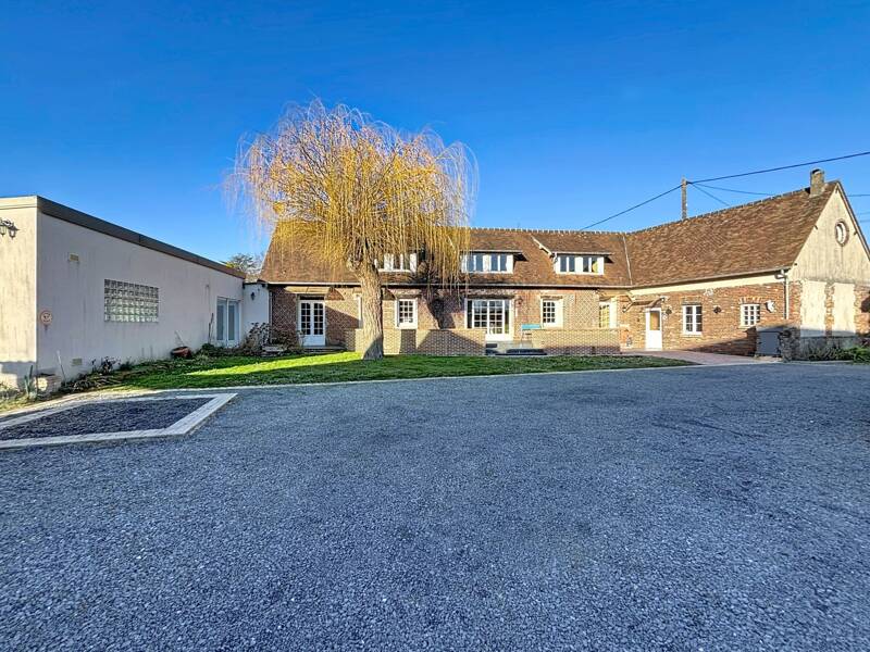 Maison à vendre, 240m², CHAUMONT EN VEXIN